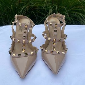 AUTHENTIC PRELOVED PATENT ROCKSTUD CAGED PUMP 100MM